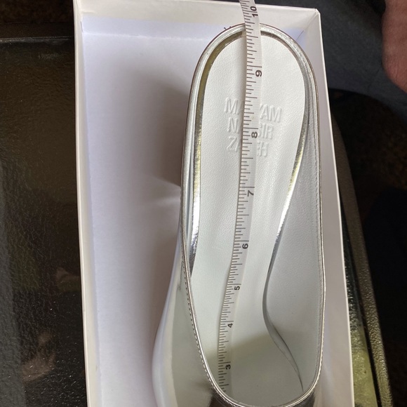Maryam Nasser zadeh Silver metallic Mules SZ 9 /12 - Picture 6 of 6